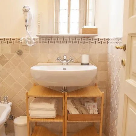 La Corte Di Lisa - Self Check-In Bed & Breakfast Pisa Exterior photo