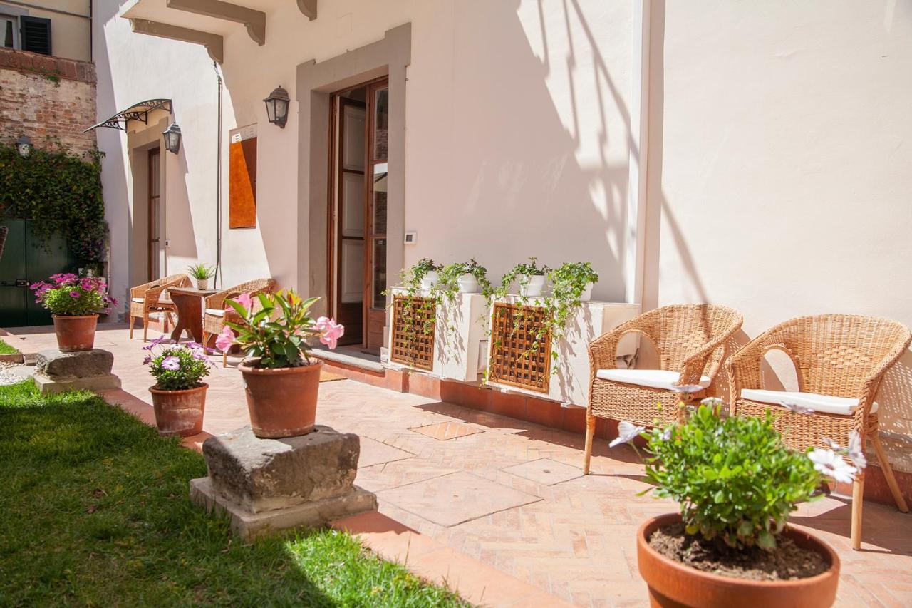 La Corte Di Lisa Bed & Breakfast 4*