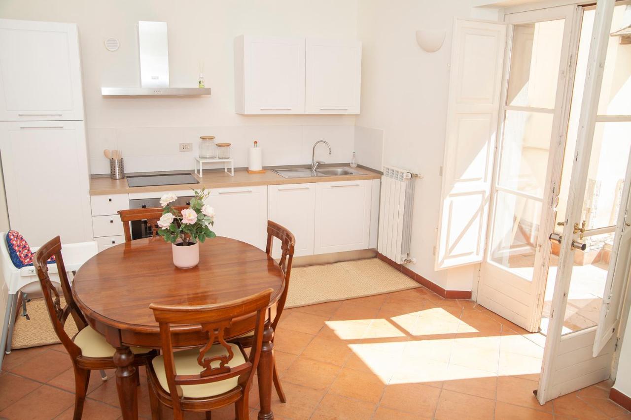 La Corte Di Lisa Bed & Breakfast 4*